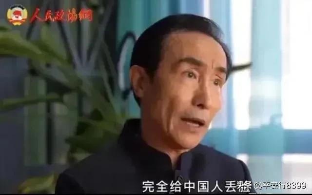 冯巩最新表演,冯巩亮相独占鳌头