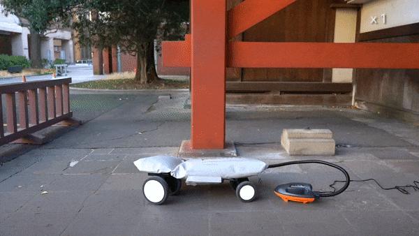 日本发明携带小巧电动车,日本人发明的小型电动车