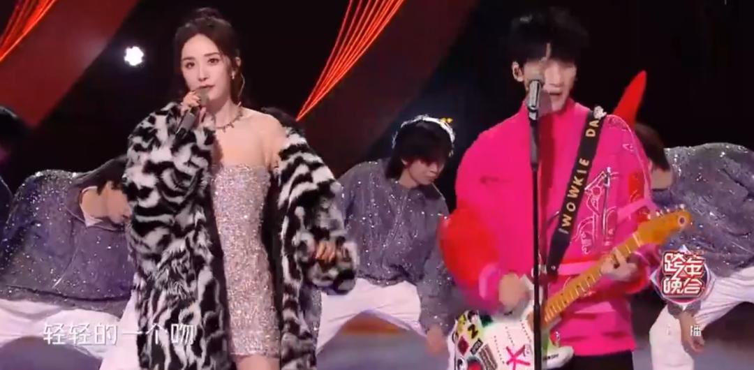 今年央视和湖南跨年哪个好,湖南卫视跨年晚会央视一套