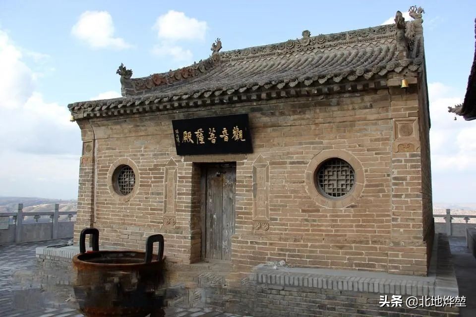 古建筑之美之徽派老砖雕,砖雕屋脊明清老式