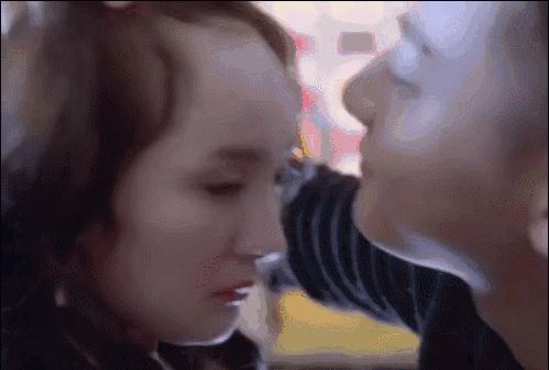 娱乐圈还有哪些假臀假肌肉,假臀假肌肉假肩膀的明星们