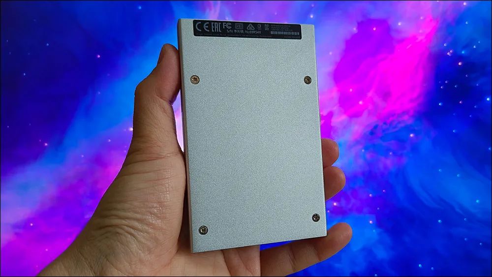 雷孜小金刚三防移动硬盘评测,雷孜小金刚移动硬盘怎么样