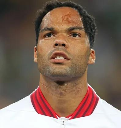 盘点足坛五大“大反派”巨星：长得吓人踢得野蛮，做队友最舒服