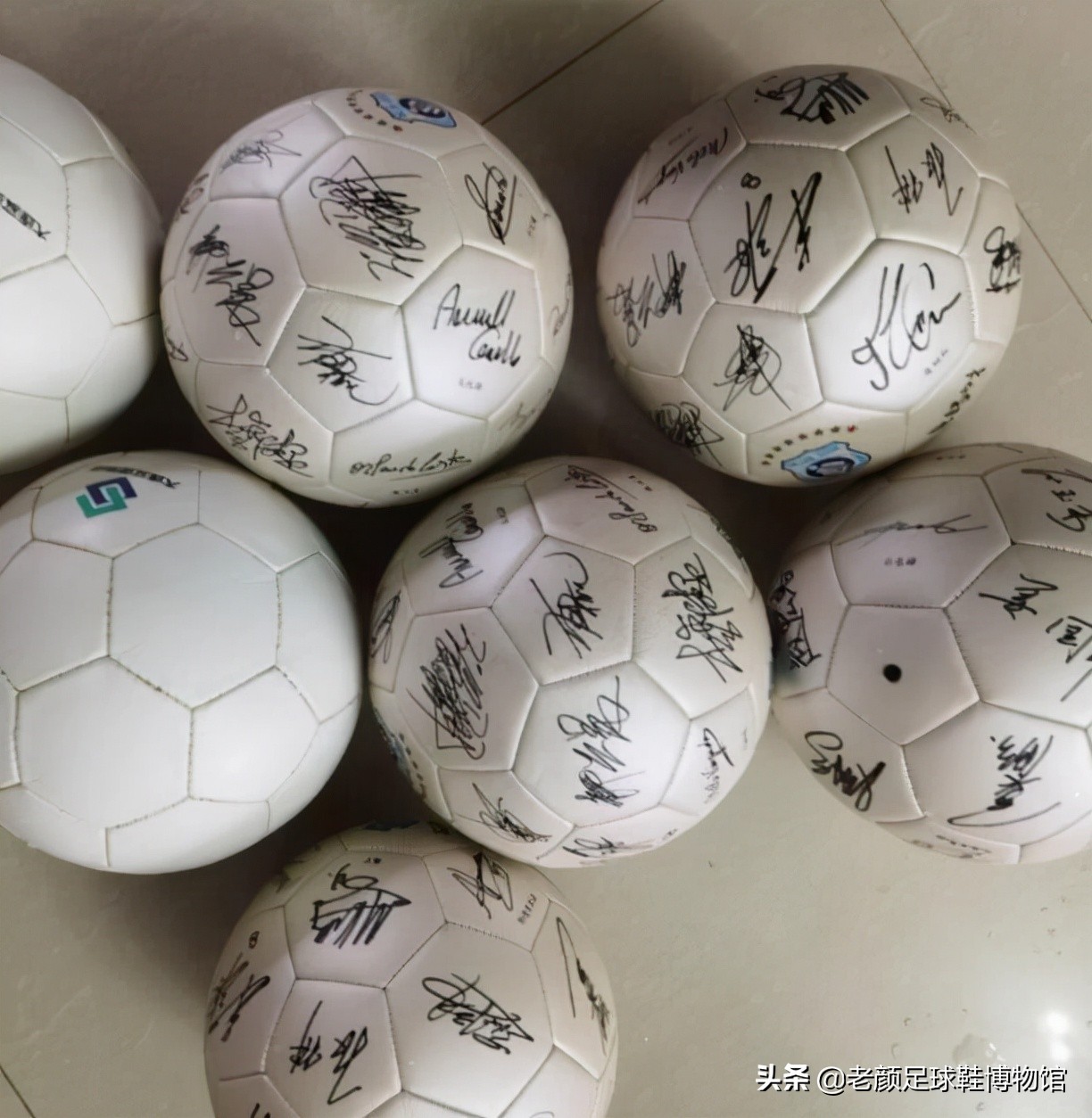 巩汉林的足球签名真的是赝品吗,巩汉林的签名球是赝品