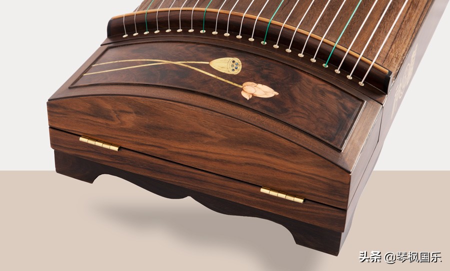 初学古筝买哪个品牌的好,初学古筝买什么牌子的琴好