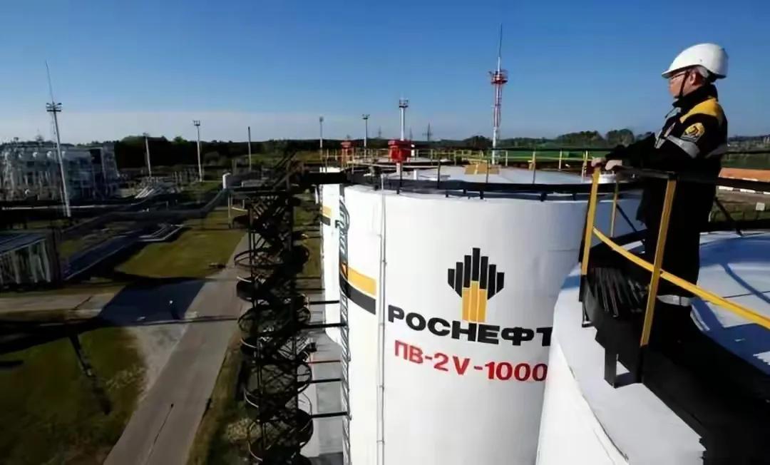 石油结算用美元为什么对美国有利,石油贸易用人民币结算