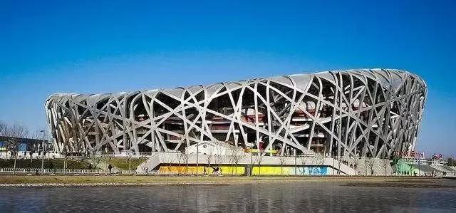 当年修建鸟巢花了34亿,建造鸟巢花费34亿到底是亏还是赚