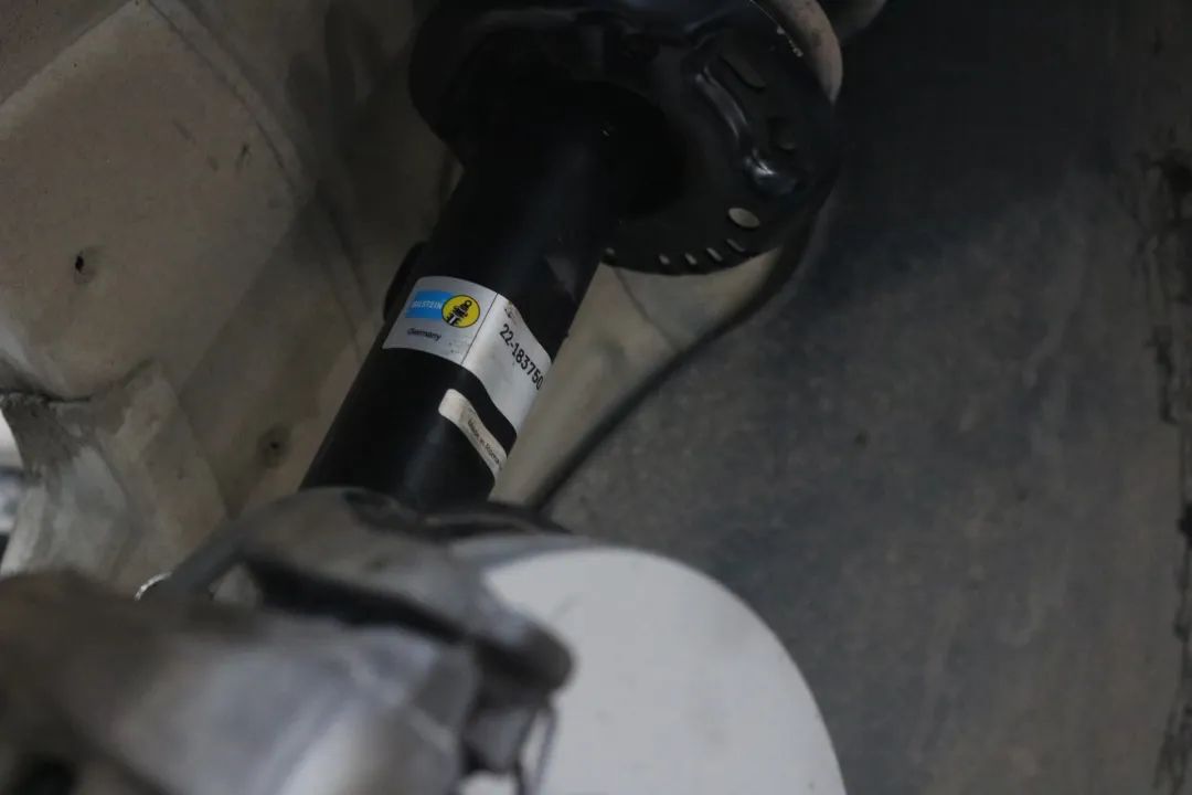 12年大众途观二手车翻新,大众途观外观塑料件翻新