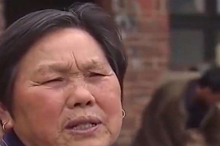 男子得了怪病身上长了树枝,男子患怪病手脚长得像树枝