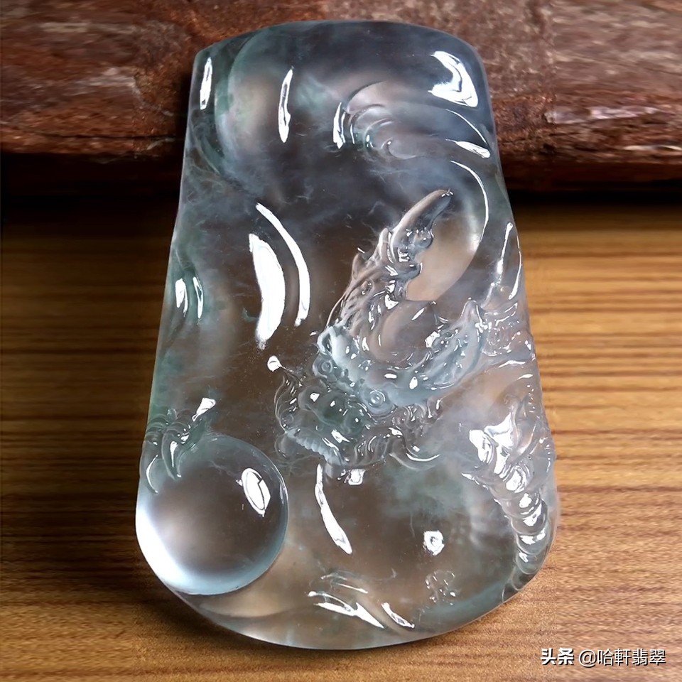 2500块钱的冰种翡翠有收藏价值嘛,500块钱的翡翠和5000块钱的翡翠