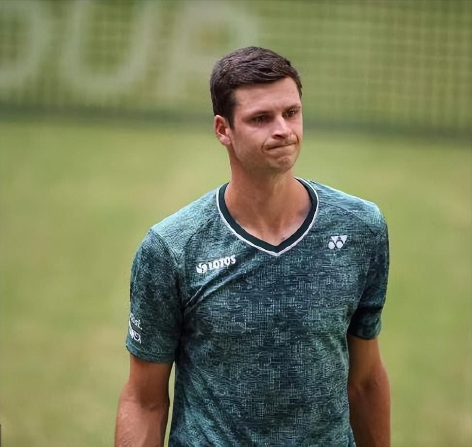 世界第一惨败+五连亚！梅总怒吼，教练愤然离场，胡大师夺得首冠