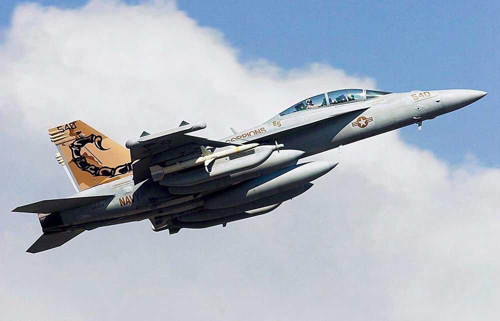 世界最强电子攻击机ea-18g咆哮者,美国空军ea-18g咆哮者攻击机