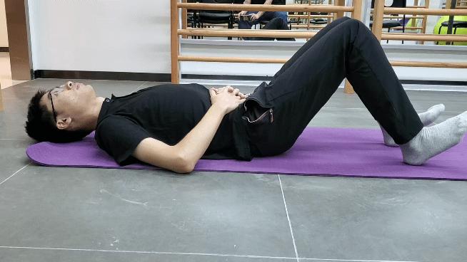 闪了腰疼怎么缓解疼痛,不小心闪了腰怎么治