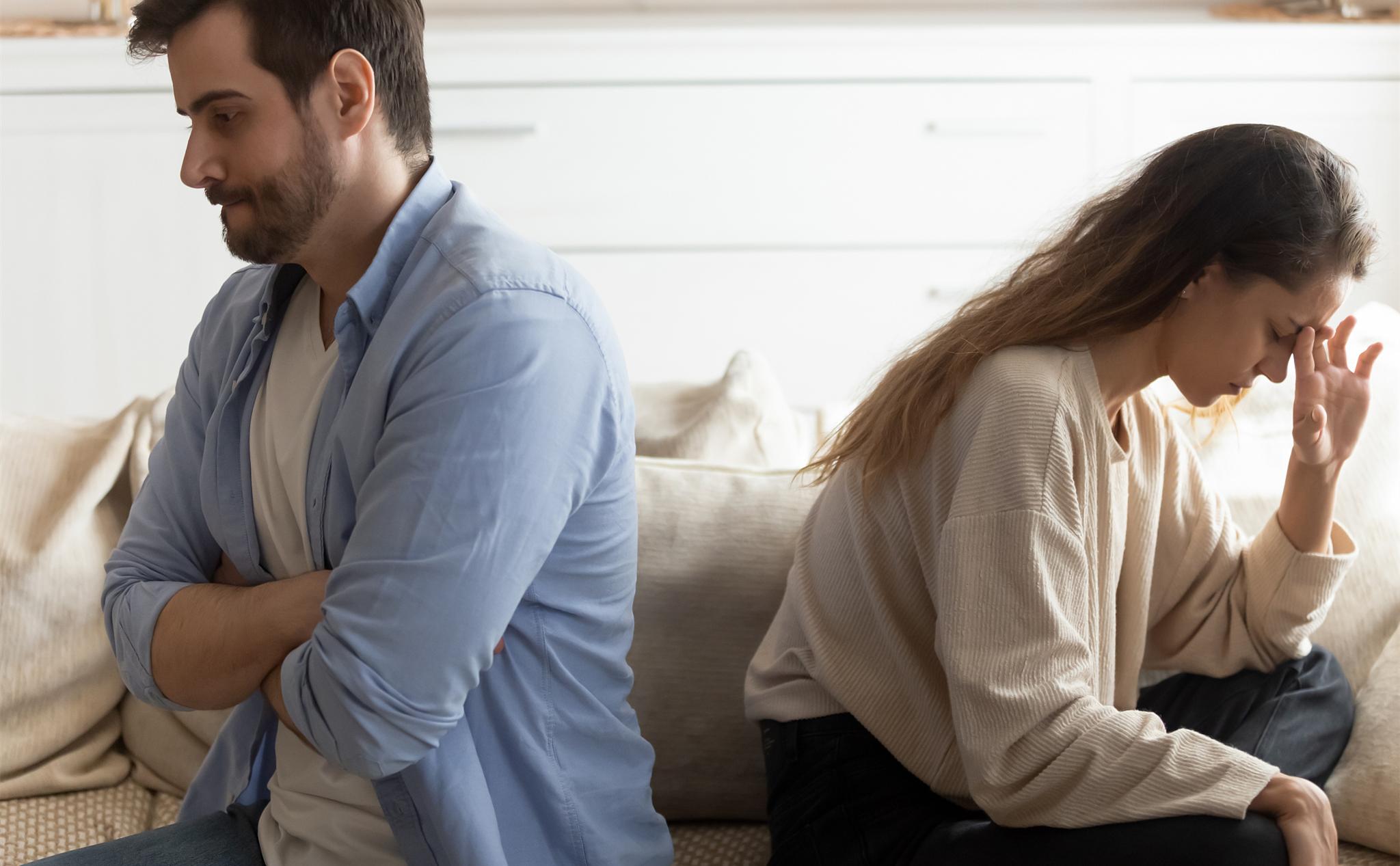 儿子不幸离世，赔偿款被公婆全部拿走，儿媳还有义务给他们养老吗