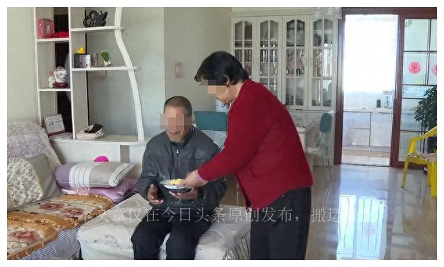 荒地无头女尸案,河北荒地惊现无头女尸