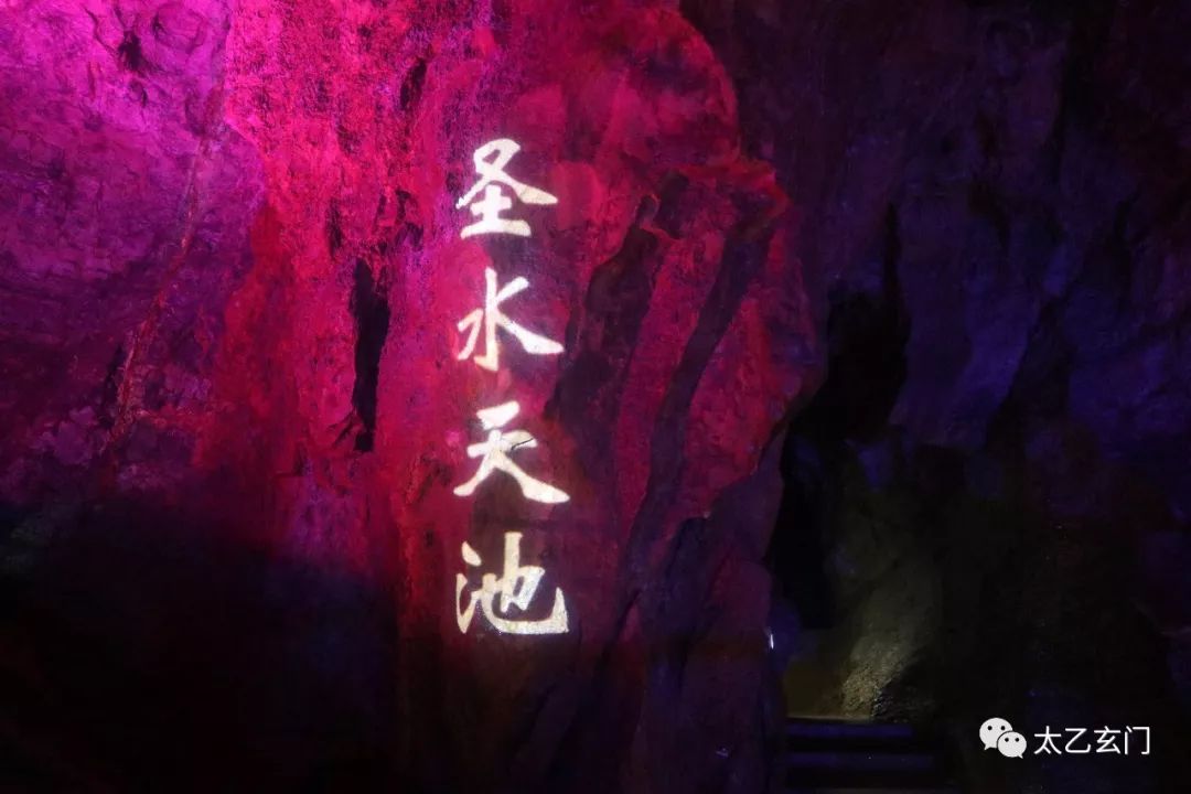 北京八奇洞显圣龙潭,最近发现的最大溶洞