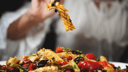 称霸江湖菜23年的“排队神话”又开新店！不讲故事只讲味道