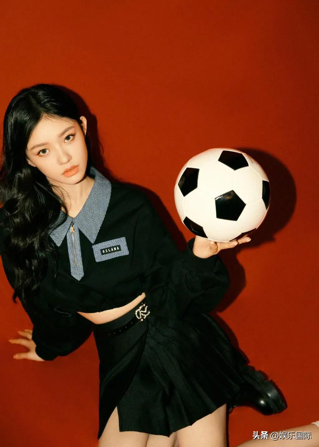 林允穿吊带裙好看吗,林允穿芭蕾裙图片