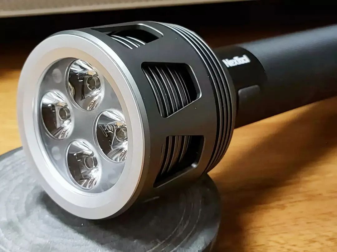 新型强光手电怎么样,推荐一款户外强光手电