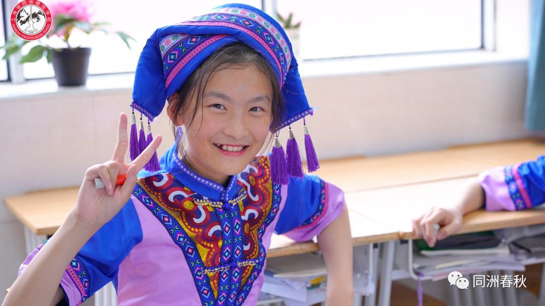 首届56个民族服饰创意大赛,五十六个民族服饰展介绍