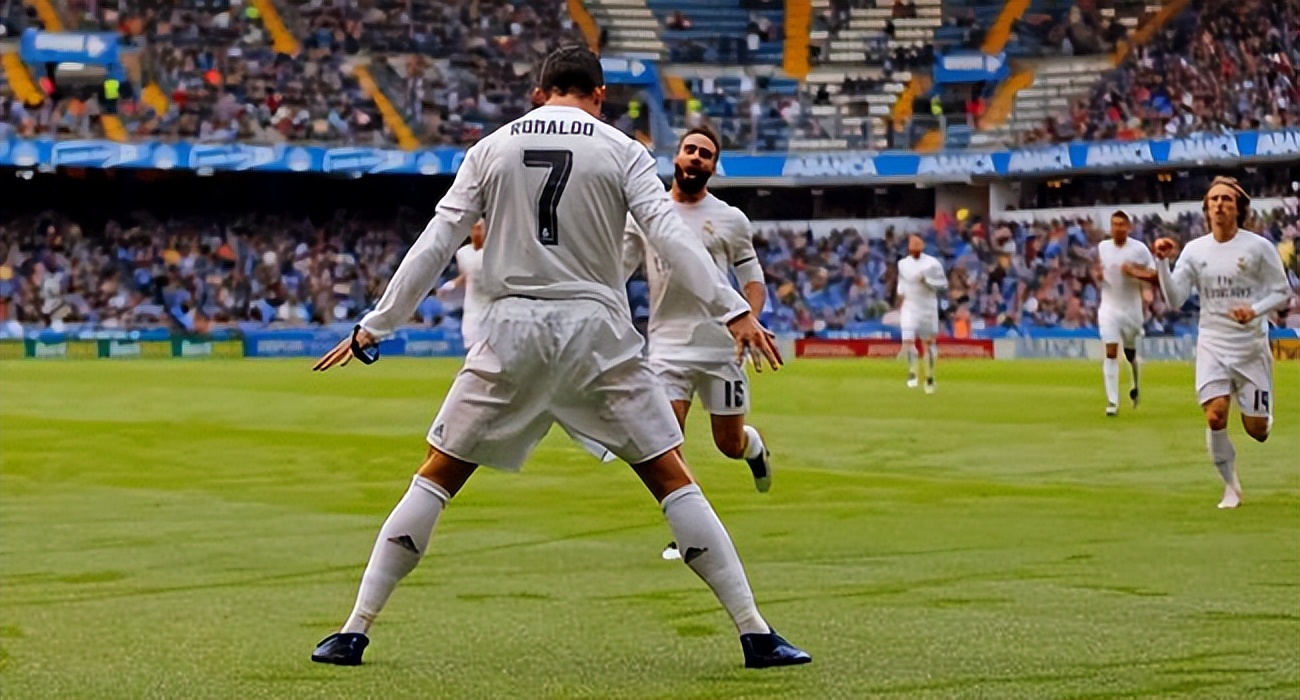 克里斯蒂亚诺罗纳尔多c罗vs梅西,克里斯蒂亚诺罗纳尔多为什么叫c罗