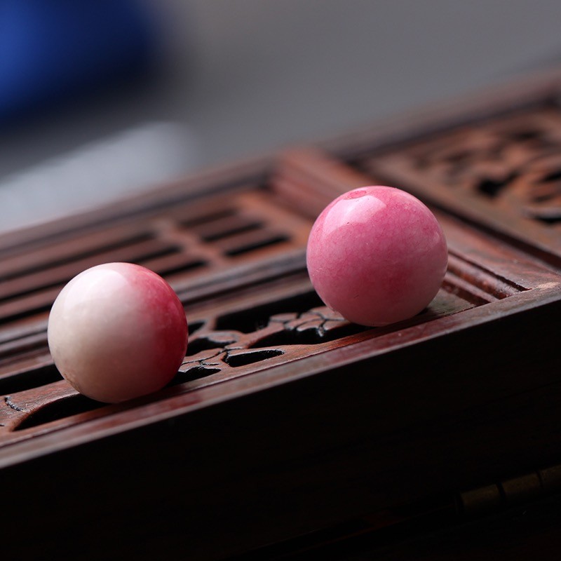 桃花玉会有脱色现象吗,桃花玉能打磨吗