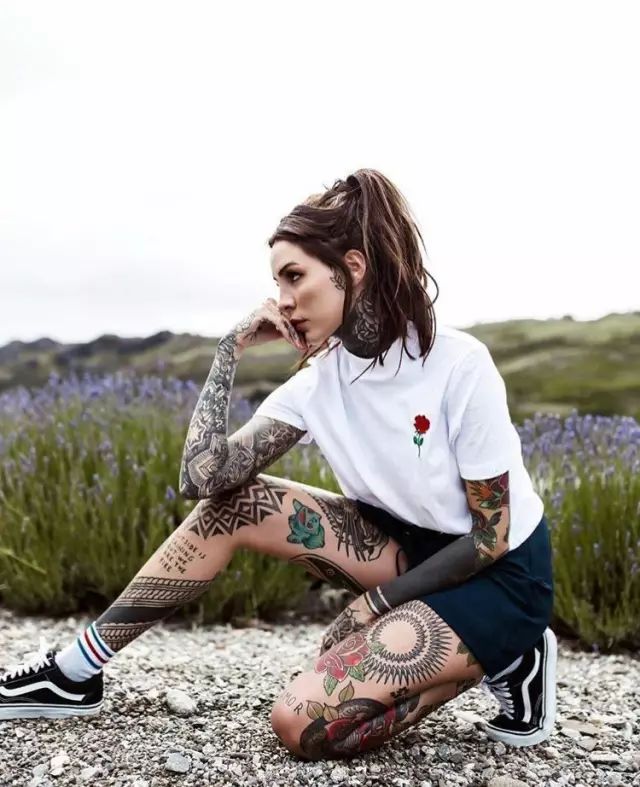 纹身“过来人”告诉你：只要找对地方，纹身一点都不疼