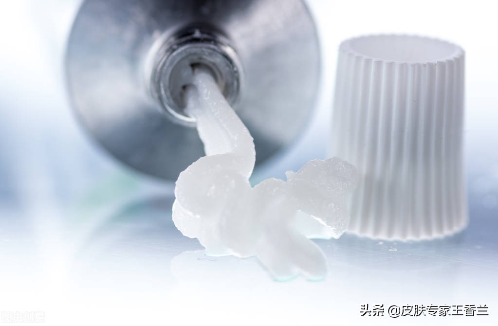 女人脸上常见的几种斑,女性朋友脸上有斑用什么护肤品