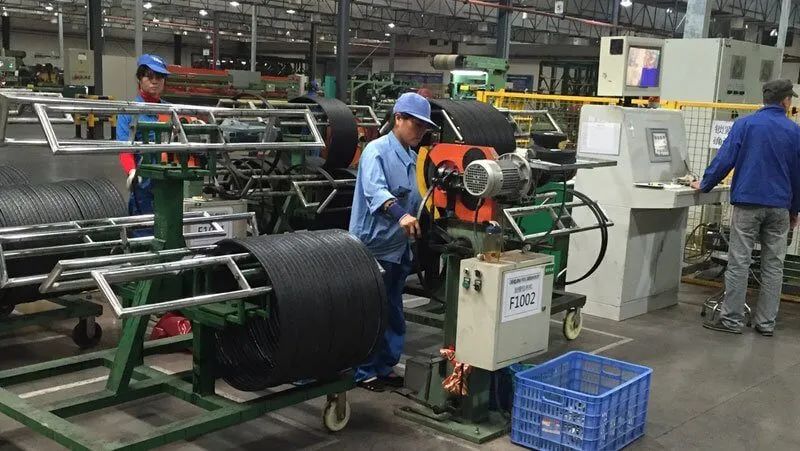 拖欠民工工资无偿加班,轮胎厂拖欠工资