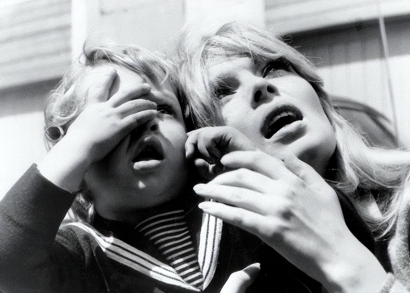 阿兰德龙颜值巅峰佐罗,阿兰德龙佐罗年轻照片