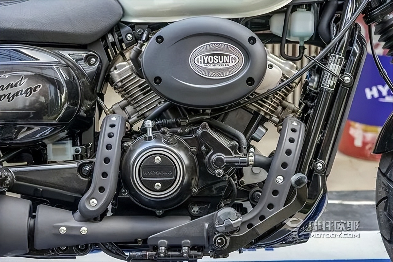 骁胜驯风300单座,骁胜驯风300座高