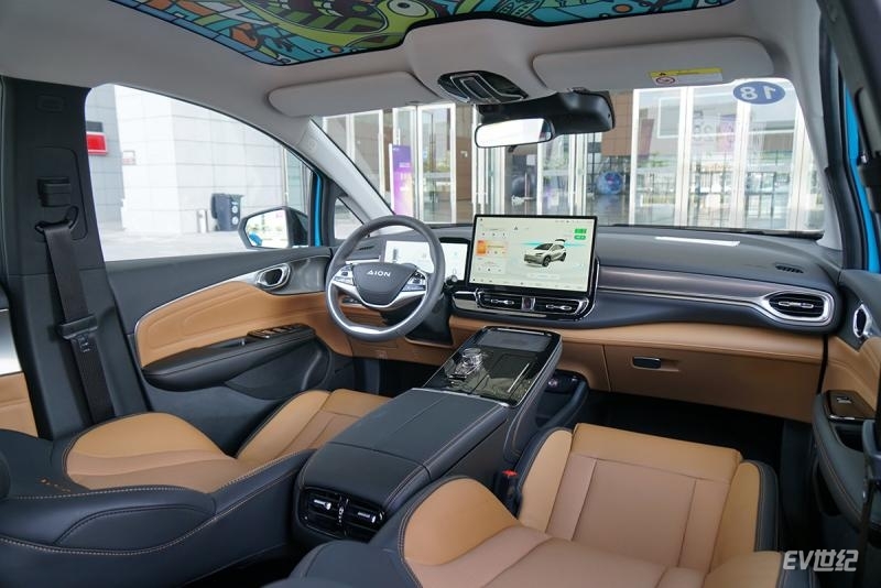 试驾广汽埃安vplus,2021款广汽埃安vplus真实续航