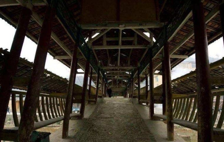 走进侗族文化与建筑,侗族民族的特色民族文化