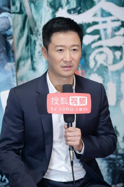 盘点明星们曝出的内幕，一个比一个荒唐恶心，吃喝嫖赌算什么