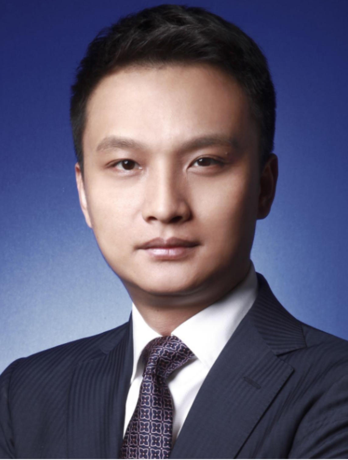 他高三,他高考落榜打工失败白手起家