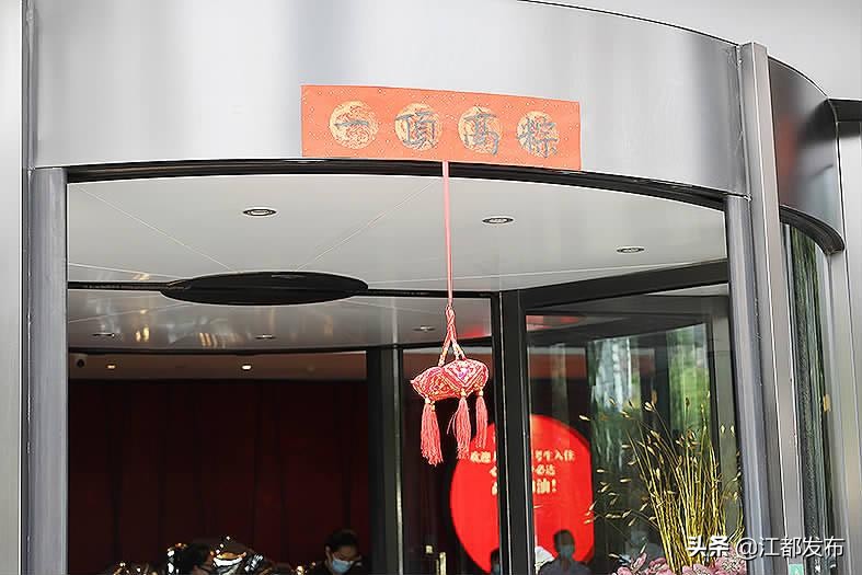 考场外的他们,考场是外地可以随时去考科四吗