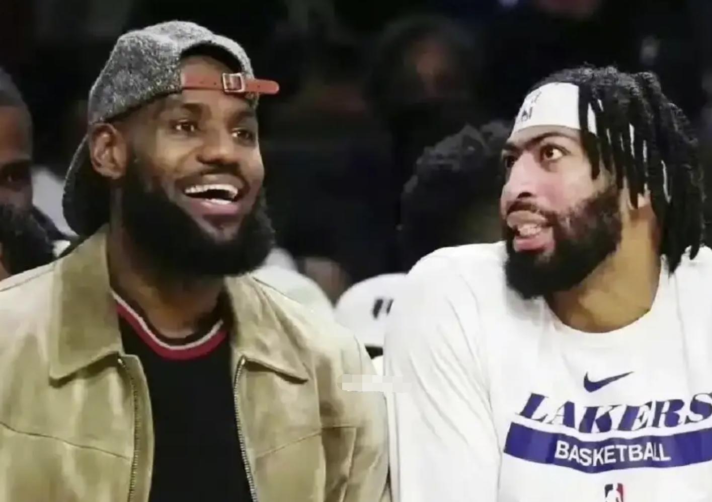 湖人浓眉哥詹皇,詹皇浓眉再迎巨头冲冠