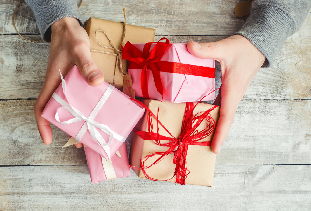 老师过生日要给老师什么礼物,送老师礼物最有意义排行榜