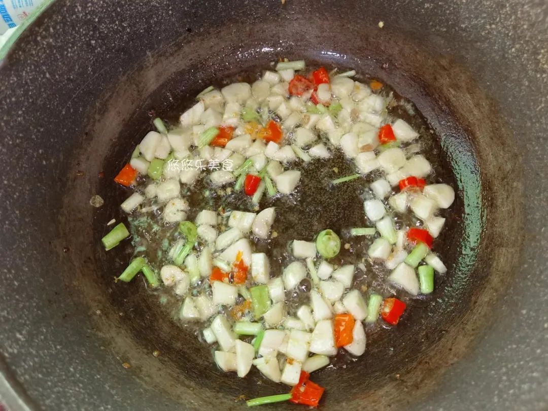 市场上买的墨鱼怎么炒,新鲜的墨鱼仔多少钱一斤