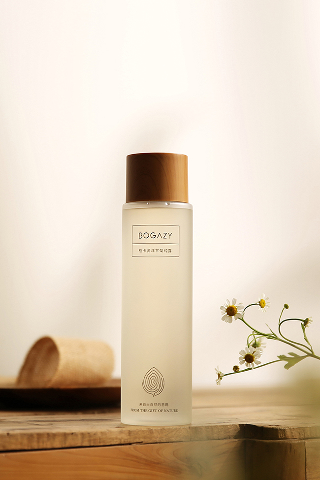 柏卡姿天然洋甘菊纯露200ml,柏卡姿洋甘菊纯露适合敏感肌吗