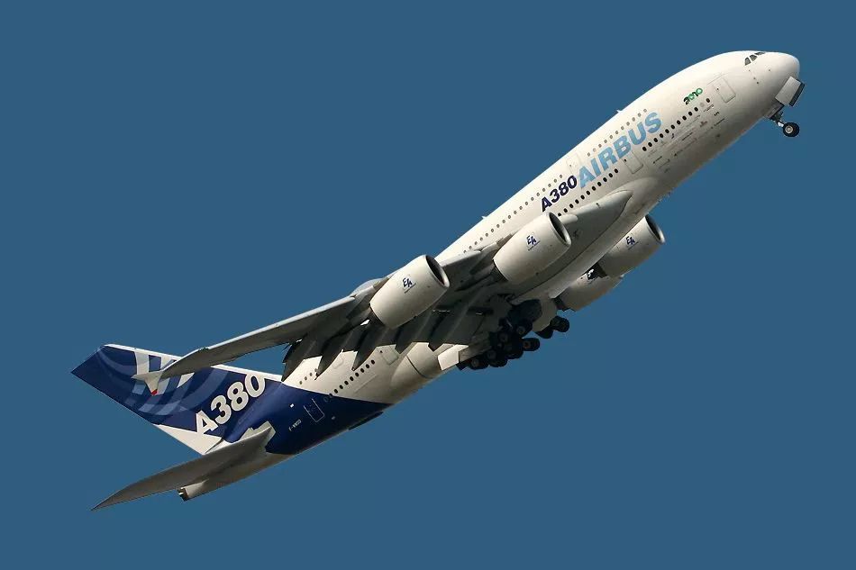 世界最大飞机每小时燃油量多少,世界第一大超音速客机