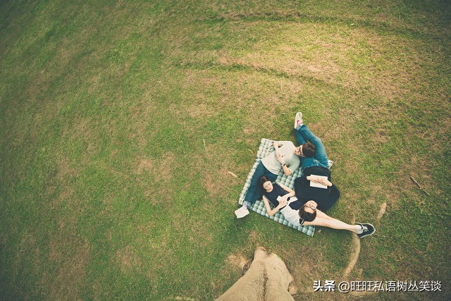 都在说没钱但是钱都去哪了呢,大部分人都没钱了钱去哪了