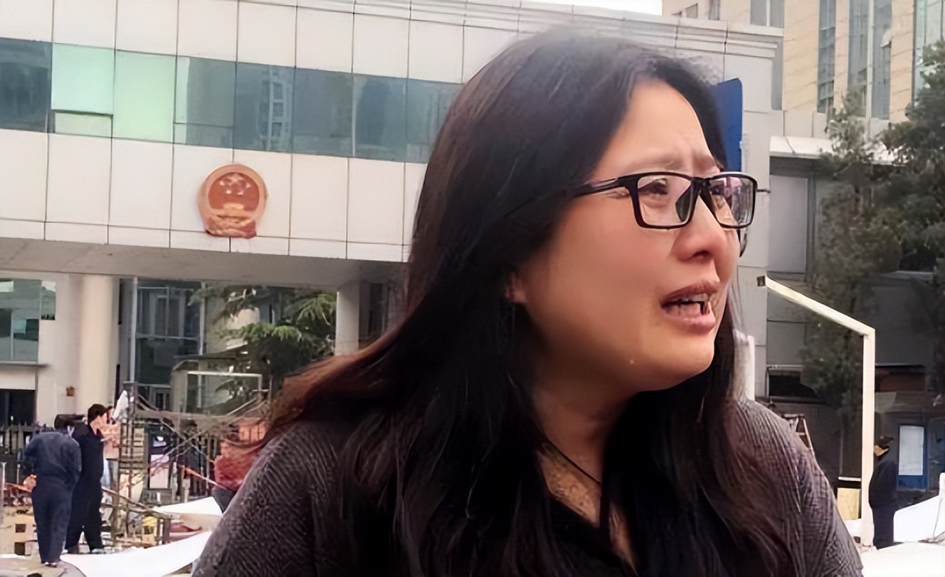 女儿被杀母亲15年后才找到凶手,15岁的花季少女杀母案