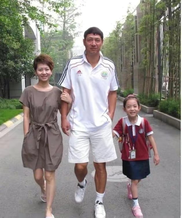 甘萍与黎兵现居成都吗,甘萍和黎兵夫妇