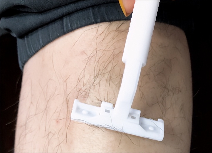 凡士林用法大揭秘,凡士林的各种妙用你知道几种