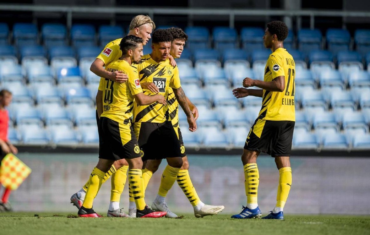 德甲大黄蜂比分,潜水艇主场1:0小胜拜仁慕尼黑