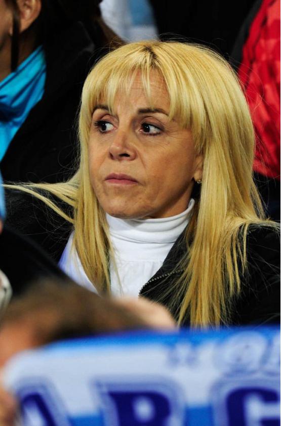 球王马拉多纳历任女友,球王马拉多纳的一生