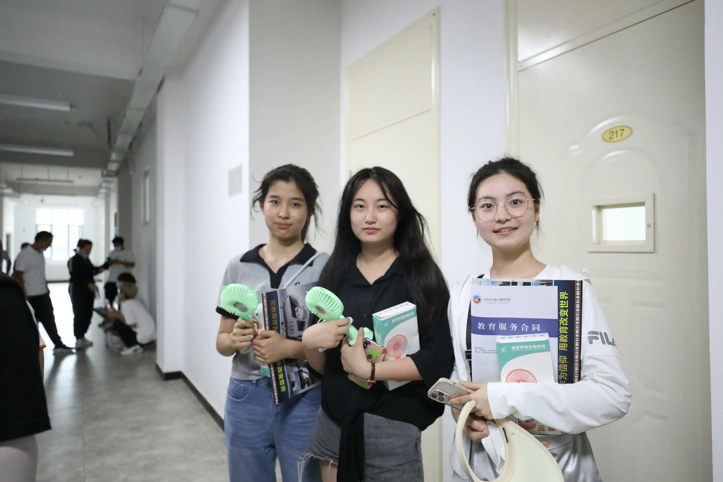 本地上大学好还是外地上大学好,在外省上大学跟省内上大学的区别