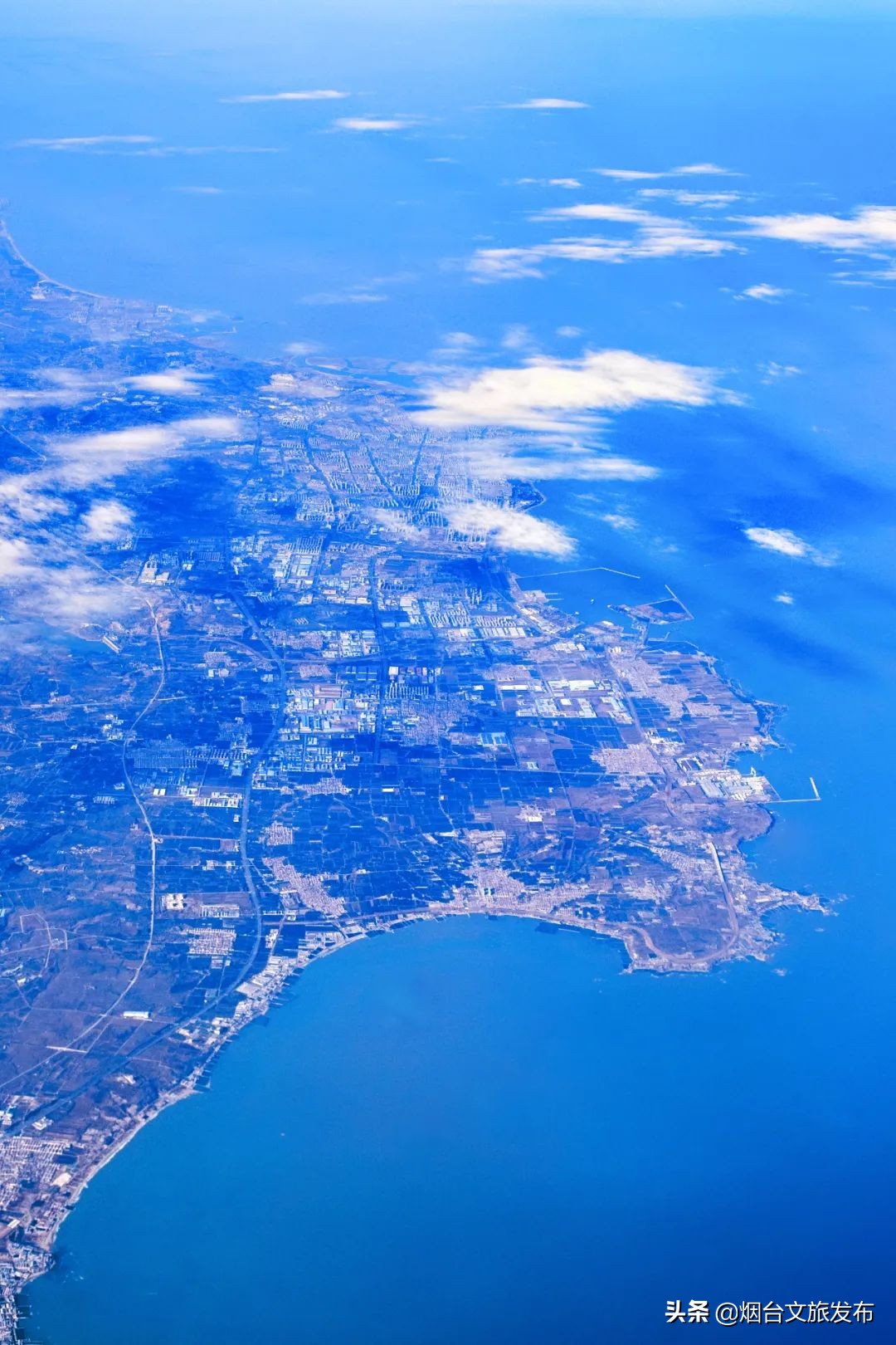 一到夏天，烟台就成了人们心心念念的消暑天堂！
