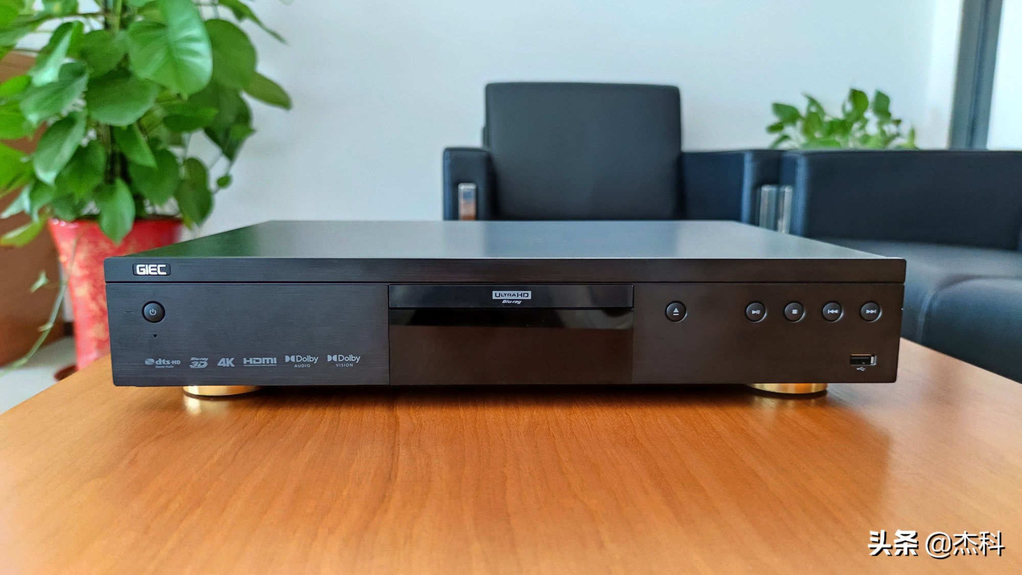 鏉扮4kuhd钃濆厜鎾斁鏈篻5700,鏉扮g5700涓庤姖鏉渦hd3000瀵规瘮